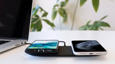 Mobiparts Dual Fast Wireless Charging Pad | Draadloze Oplader 10W Qi | Zwart