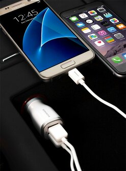 Mobiparts Car Charger | Dual USB-A Autolader 12W / 2.4A | Wit