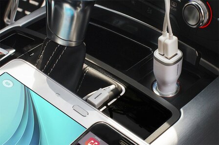 Mobiparts Car Charger | Dual USB-A Autolader 12W / 2.4A | Wit