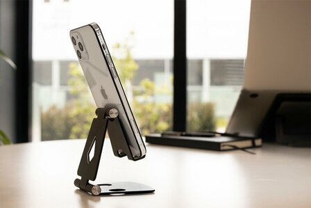 Mobiparts Phone Stand | Verstelbare Telefoonhouder van Metaal | Maat M