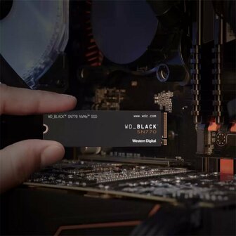 Western Digital Black SN770 | 2TB NVMe SSD | M.2 | Gen4 | 5.150MB/s
