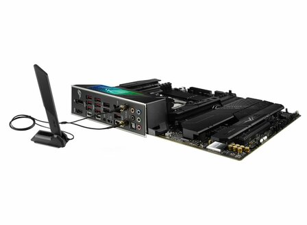 ASUS ROG STRIX X670E-F GAMING WIFI | Socket AM5 | AMD X670 | 4xDDR5 | ATX | Moederbord