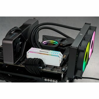 Corsair Dominator Platinum RGB Wit | 32GB 2x16GB DDR5 | 5600MHz | DIMM | CL40 | Geheugenmodule | RAM