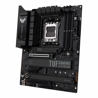 ASUS TUF GAMING X670E-PLUS | Socket AM5 | AMD X670 | 4xDDR5 | ATX | Moederbord