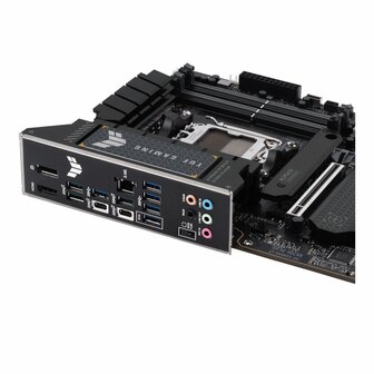 ASUS TUF GAMING X670E-PLUS | Socket AM5 | AMD X670 | 4xDDR5 | ATX | Moederbord