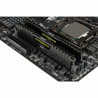 Corsair Vengeance LPX CMK16GX4M2D3600C18 geheugenmodule 16 GB 2 x 8 GB DDR4 3600 MHz