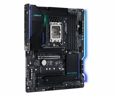 Asrock Z690 Extreme | Socket LGA 1700 | Z690 | 4xDDR4 | ATX | Moederbord