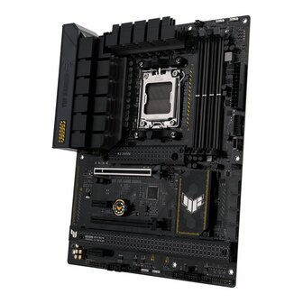 ASUS TUF GAMING B650-PLUS | Socket AM5 | AMD B650 | 4xDDR5 | ATX | Moederbord