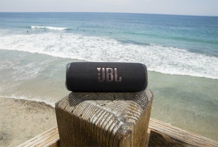 JBL Flip 6 | 20 Watt Portable Bluetooth Speaker | Zwart