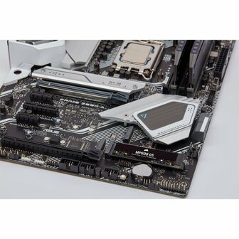 Corsair MP600 GS | 1TB NVMe SSD | M.2 | Gen4 | 4.800MB/s