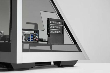 Azza Pyramid Case 804L | Metal