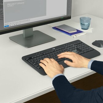 AZERTY | Logitech MK540 Advanced | Draadloze Muis en Toetsenbordcombo | AZERTY | Belgisch | Returned