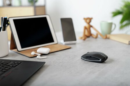 Cherry GENTIX BT | Ambidextrous Draadloze Muis | Bluetooth | 2000 DPI | Zwart