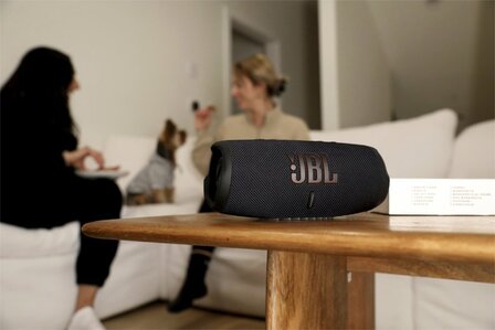 JBL Charge 5 | Portable Bluetooth Speaker | Zwart