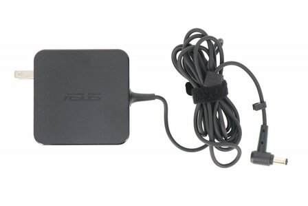 Amerikaanse Stekker ASUS ADAPTER 65W 19V 2PIN (4PHI) AD2087320 | Renewed