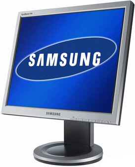 *Samsung SyncMaster 910t 19 inch monitor LCD zilver 