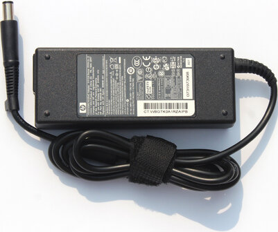 * HP laptop adapter PA-1900-08HN