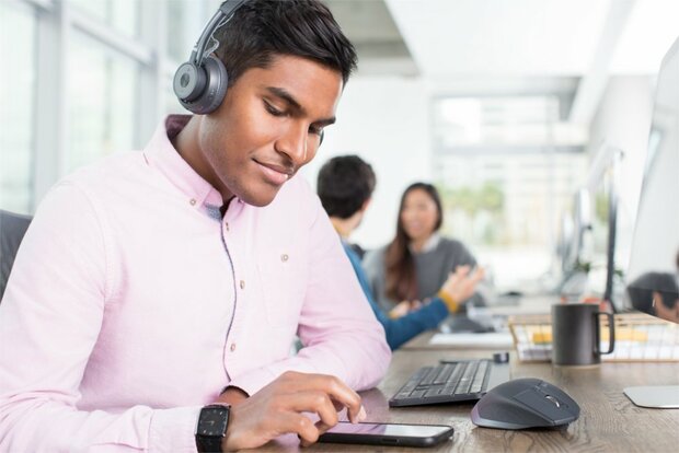 Logitech Zone | Draadloze On-ear Headset | Bluetooth | Grafiet
