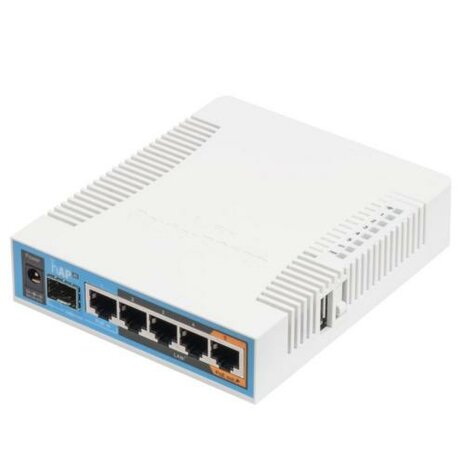 MikroTik AccesPoint 5GHz WiFi-ac + 4G-router / 5x 1Gbps sw