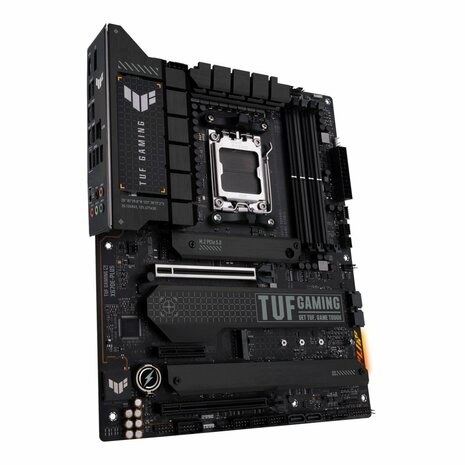 ASUS TUF GAMING X670E-PLUS | Socket AM5 | AMD X670 | 4xDDR5 | ATX | Moederbord