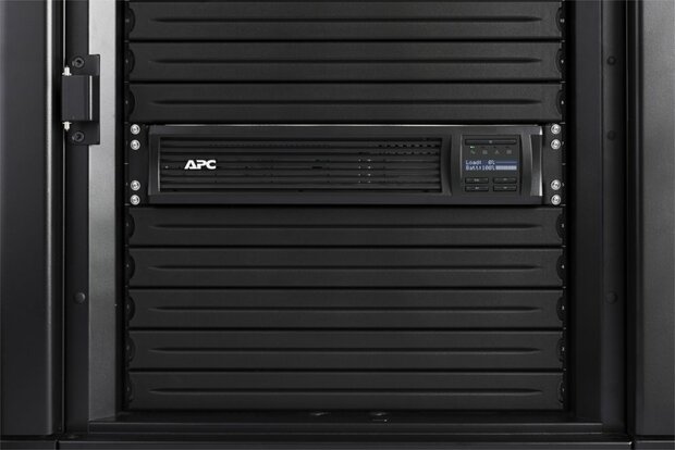 APC Smart-UPS SMT2200RMI2UC | 2200 VA / 1980 W | 2U Rackmount | 8x IEC C13 & 1x IEC C19 Stopcontacten | Zuivere Sinusgolf | AVR Spanningsregeling | LCD-scherm | SmartConnect