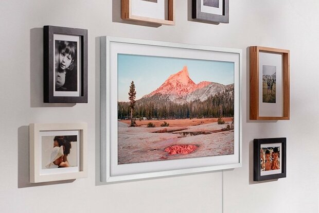 Samsung The Frame QE50LS03BGU 50" | Ultra HD 4K QLED Smart TV | Tizen + Wifi | HDR10+ & Local Dimming | Art Mode & Slim Design | 60Hz